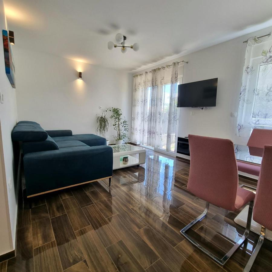Apartments Happiness Trogir Bagian luar foto