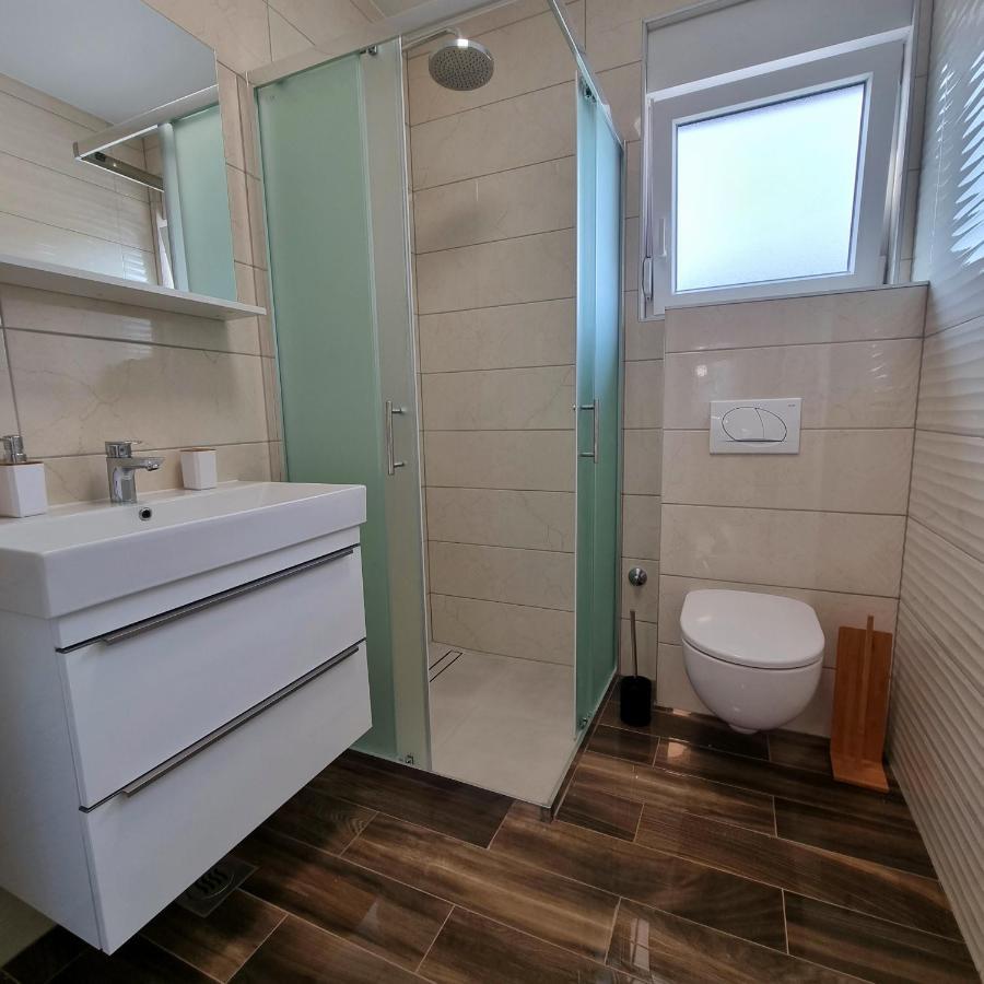 Apartments Happiness Trogir Bagian luar foto