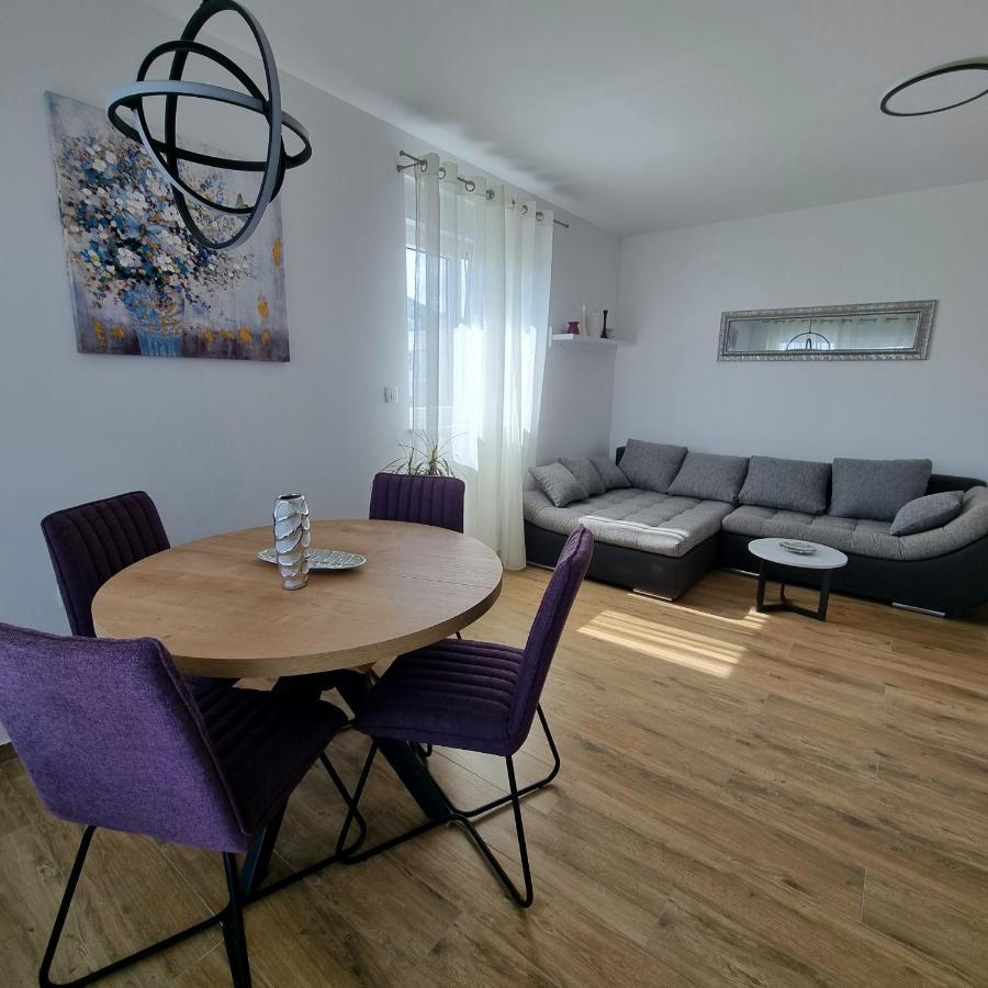 Apartments Happiness Trogir Bagian luar foto
